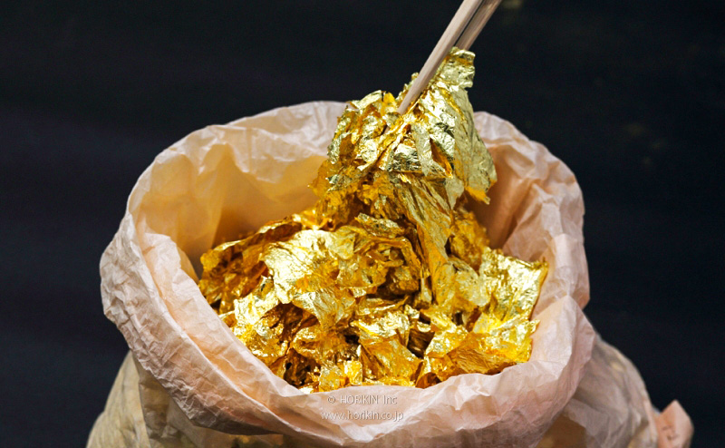 Gold powder and other types of powder